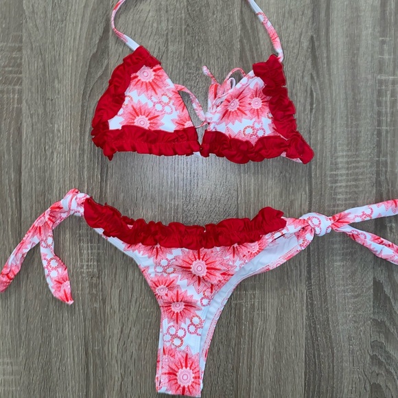 COASTAL CUTIE - BRAZILIAN BIKINI SET - Picture 6 of 15